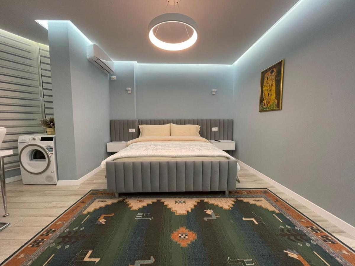 Comfort Apartment In City Center Tirana Exterior foto